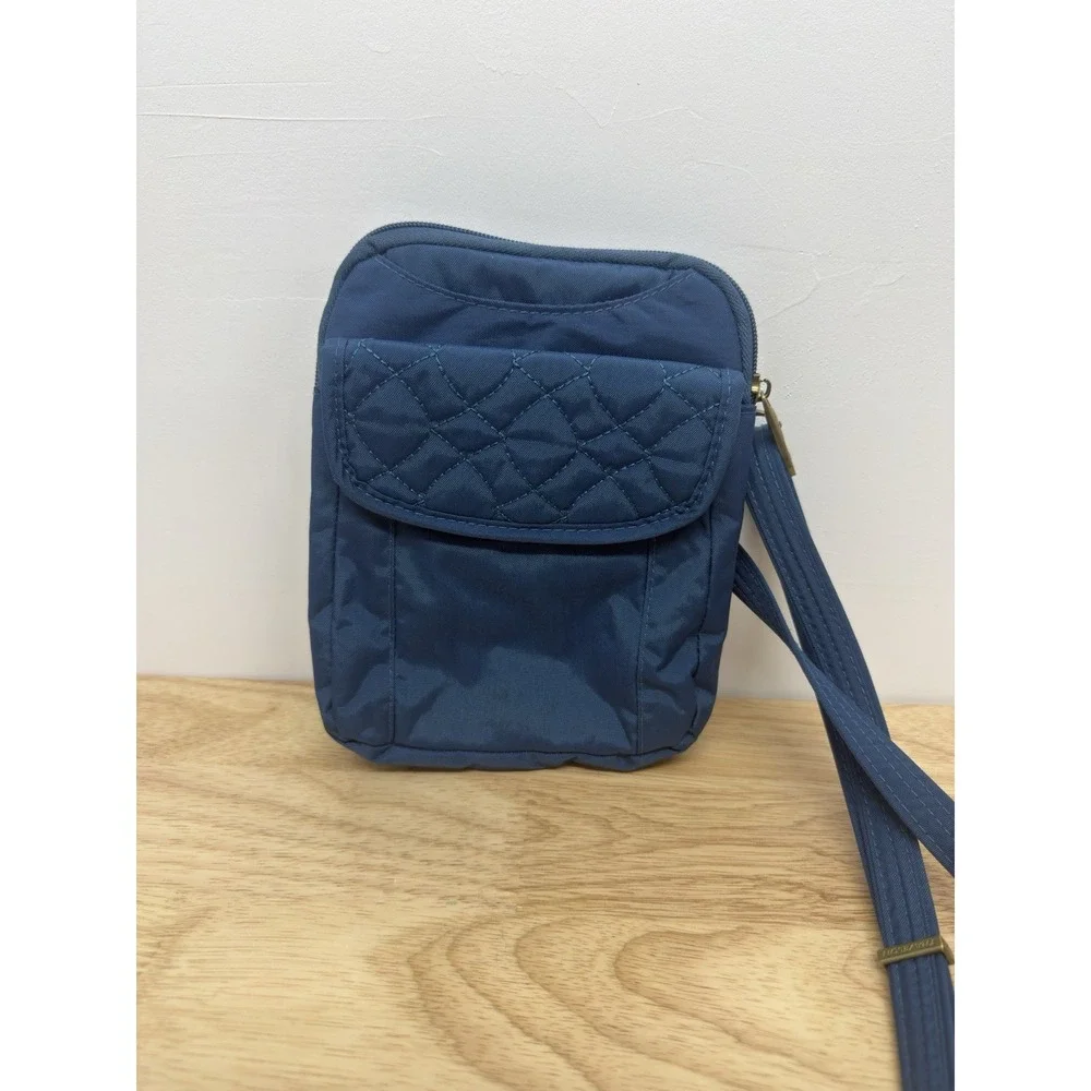 Travelon Anti-Theft Quilted‎ Signature Slim Pouch Crossbody Bag Blue Purse #43